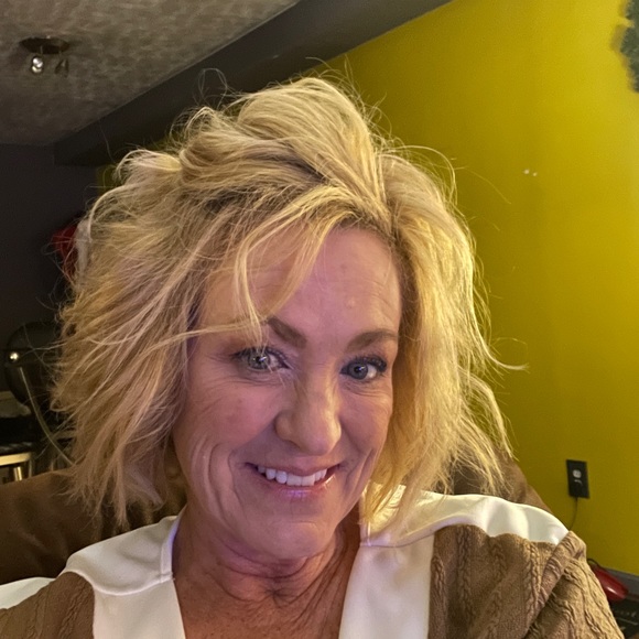 Meet your Posher, Tammy - Picture 5 of 5